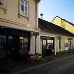 Unique Apartments