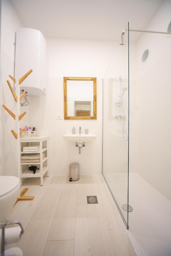 Unique Apartamento *